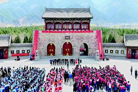           全国“忠孝文化万里行”活动在山西灵石介林景区启动 图片由活动主办方提供        