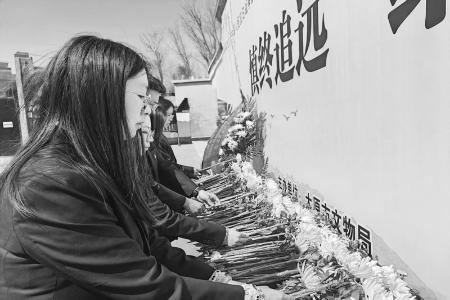           缅怀先烈，传承精神。 图片由山西国民师范旧址革命活动纪念馆提供        