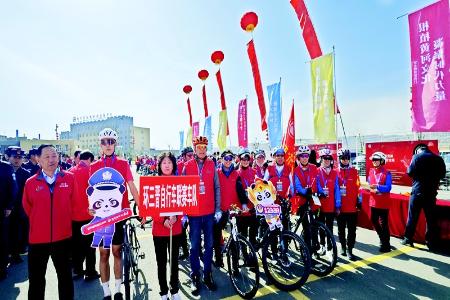           相关新闻详见03版、07版、12版        